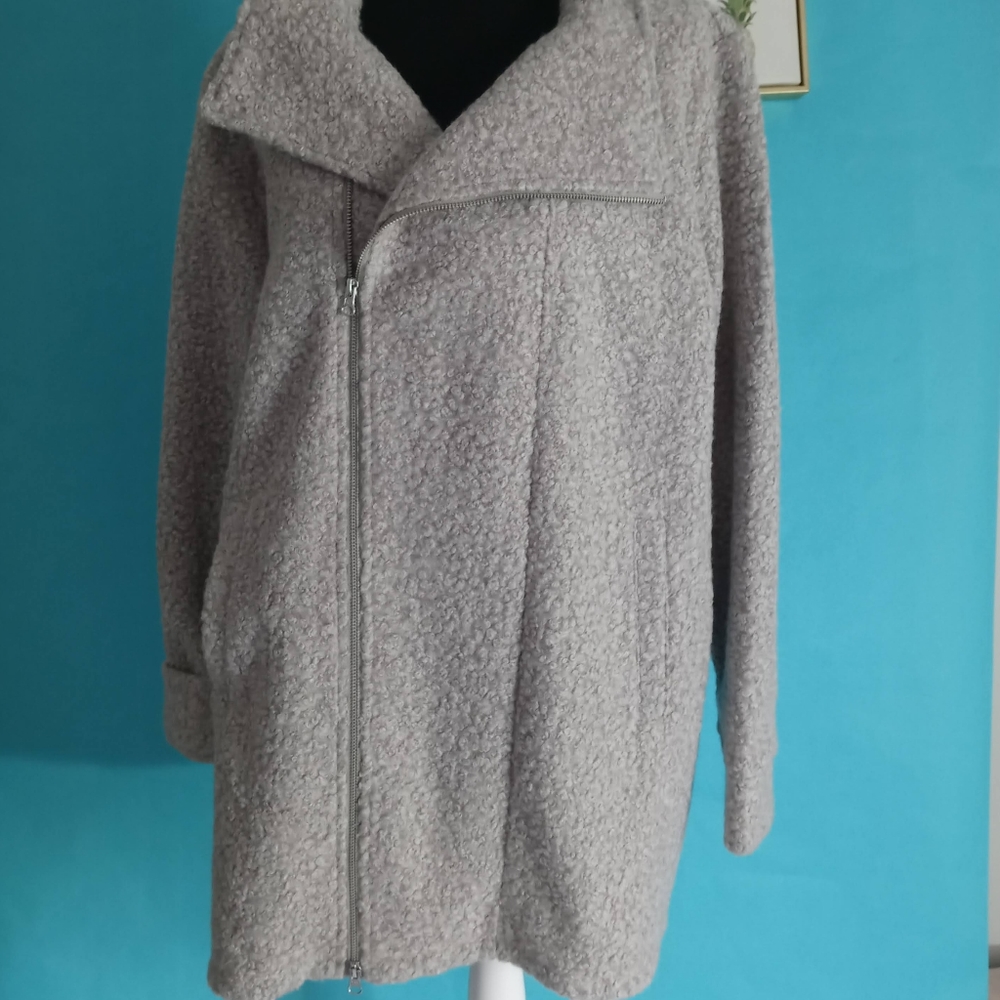 Jacket Overcoat Women Stylus color Oatmeal Fleece size L zip collar new Warm
